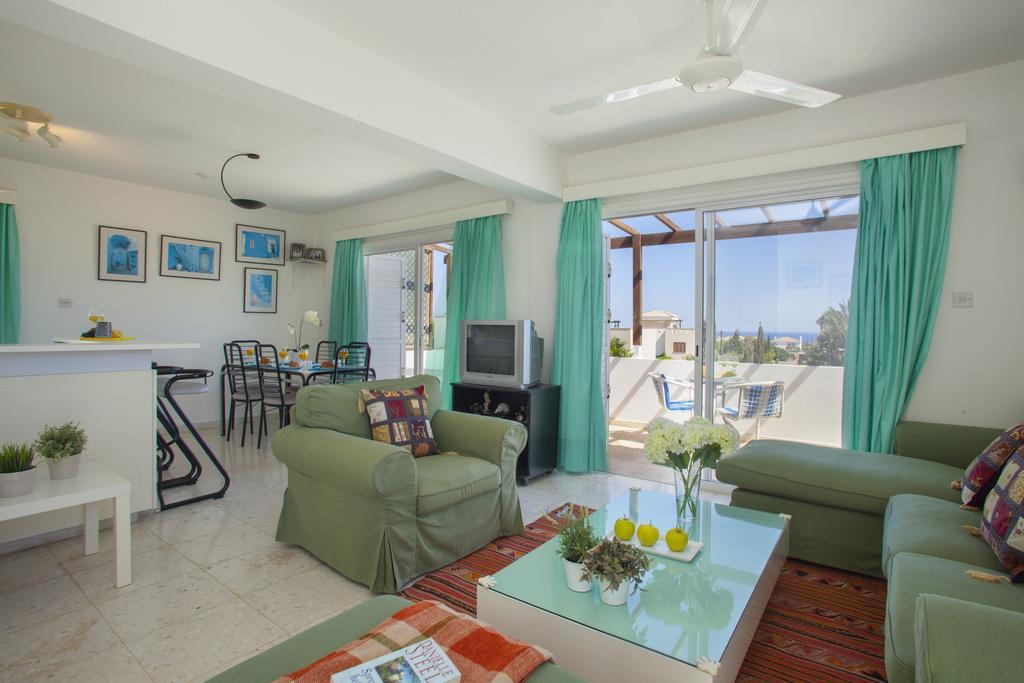 Protaras Holiday Suite Annie Ngoại thất bức ảnh