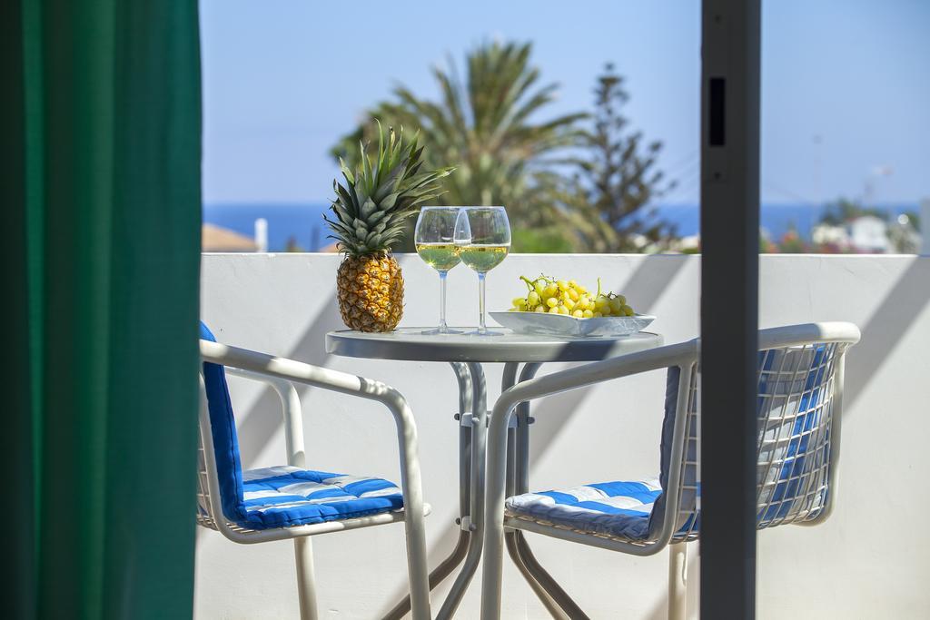 Protaras Holiday Suite Annie Ngoại thất bức ảnh