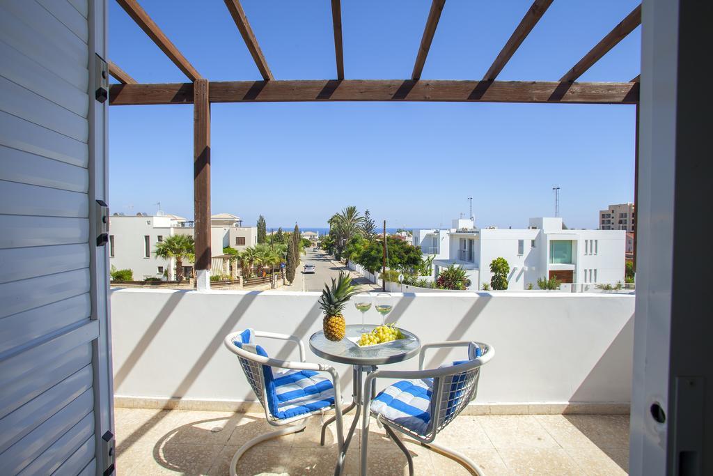 Protaras Holiday Suite Annie Ngoại thất bức ảnh